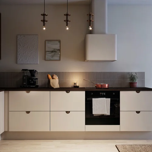 3D-visualisering av samma kök med kvällsljus